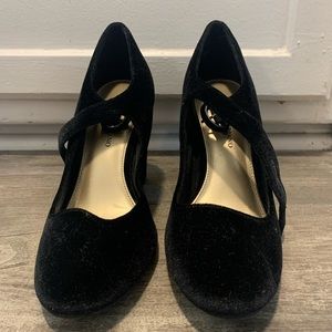Black Velvet Maryjane Pumps - 8 1/2